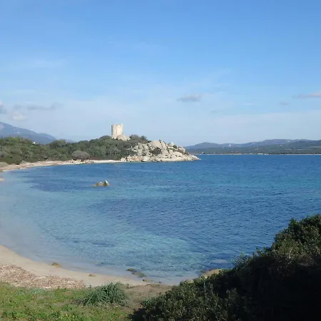 à Poggiale De Figari Hébergement de vacances *